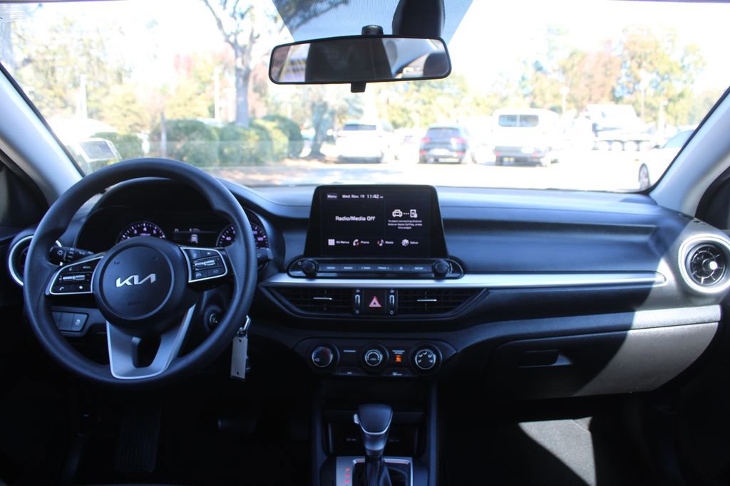 Certified 2023 Kia Forte LXS image 22