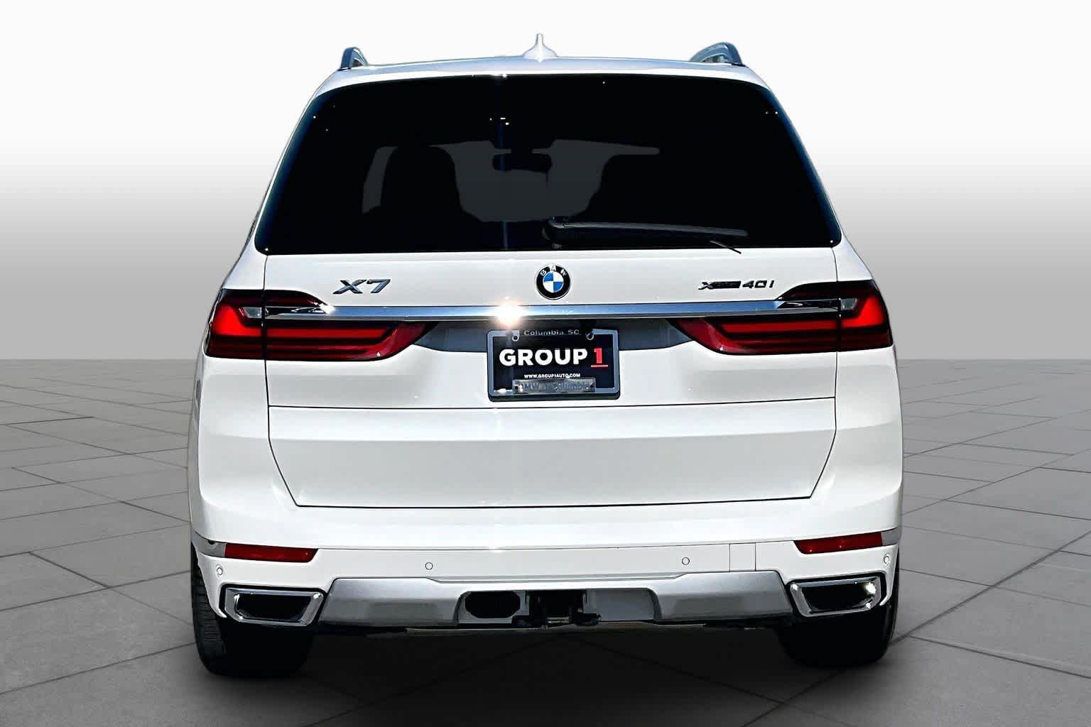 Used 2022 BMW X7 xDrive40i w/ Premium Package AWD/4WD image 4