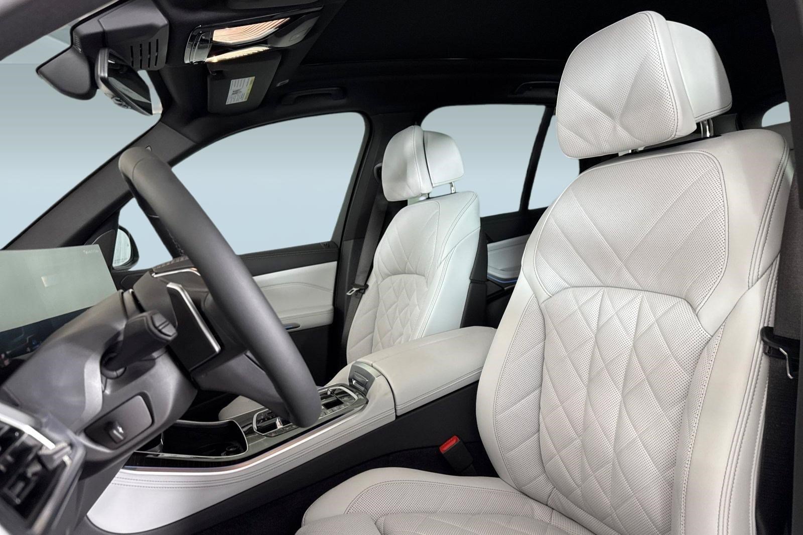 New 2026 BMW X5 xDrive50e AWD/4WD image 5