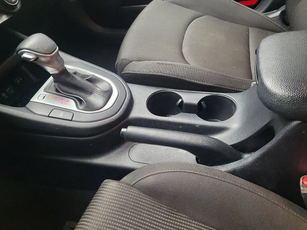 Used 2019 Kia Forte LXS FWD image 26