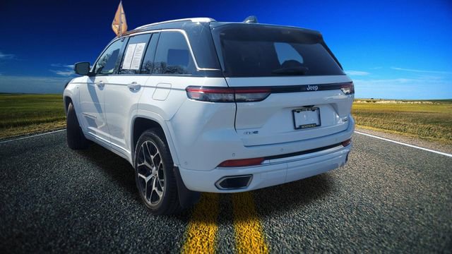 Certified 2022 Jeep Grand Cherokee Summit image 2