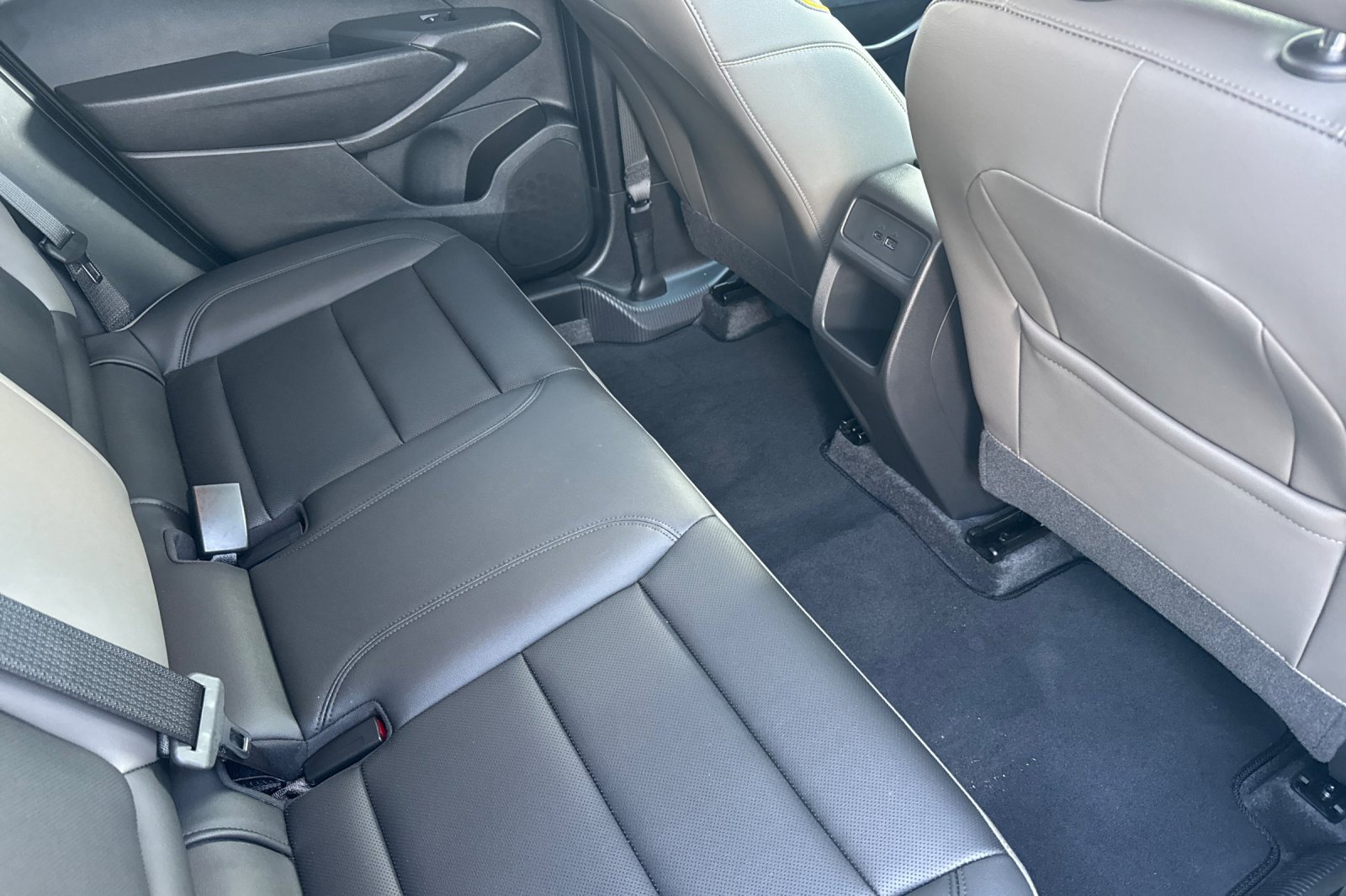 Used 2025 Chevrolet Trax ACTIV w/ Sunroof Package image 18