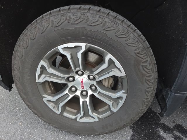 Used 2020 GMC Sierra 1500 SLE w/ SLE Value Package AWD/4WD image 29
