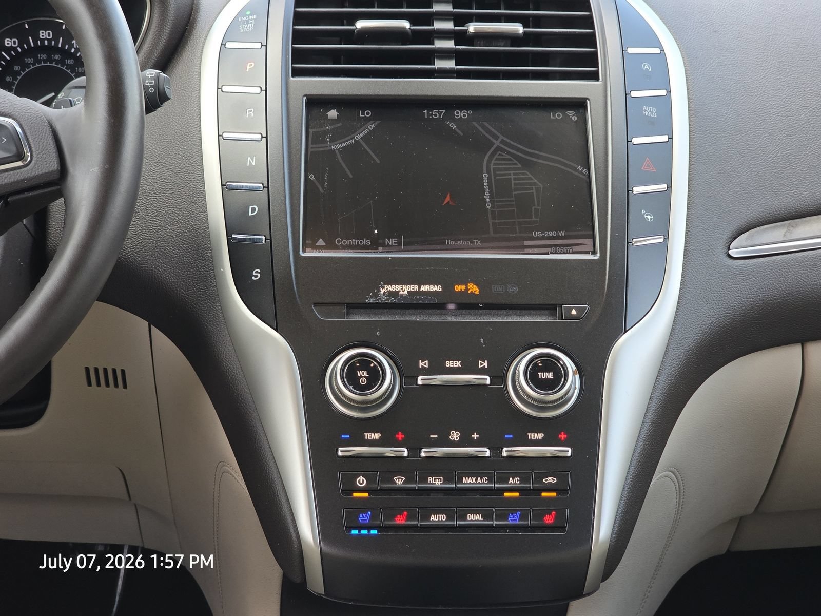 Used 2019 Lincoln MKC Reserve w/ MKC Technology Package FWD image 21