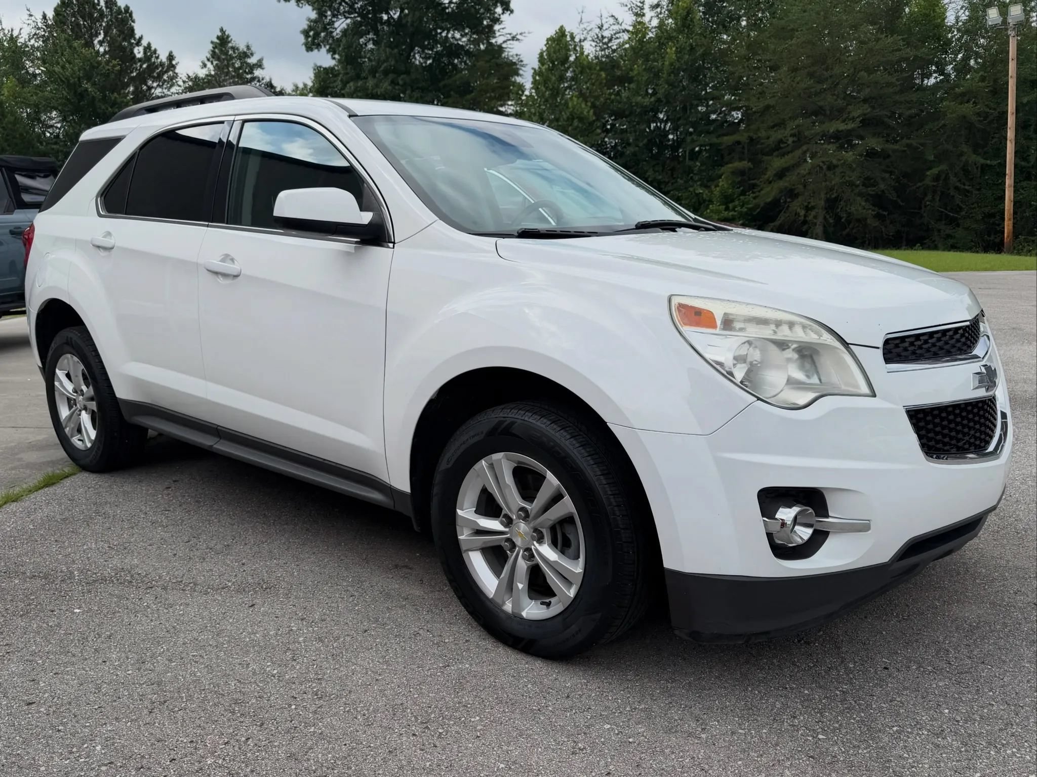 Used 2014 Chevrolet Equinox LT w/ Driver Convenience Package FWD image 3