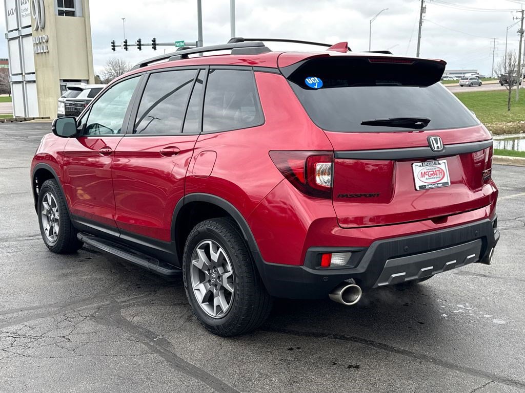 Certified 2023 Honda Passport TrailSport image 9