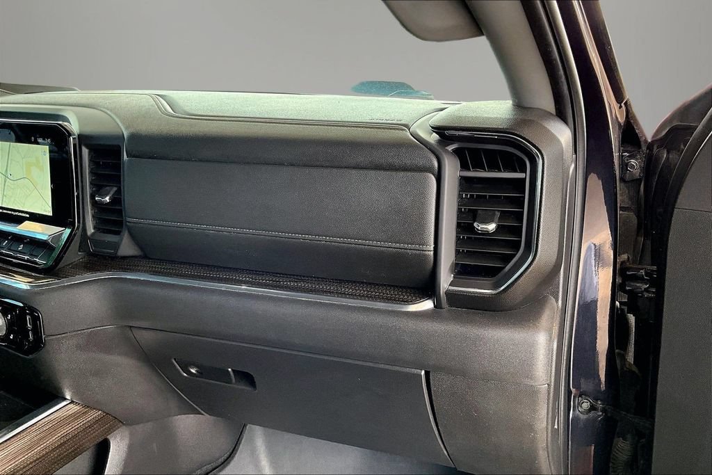 Used 2024 Chevrolet Silverado 1500 LT Trail Boss w/ LPO, Dark Essentials Package AWD/4WD image 26