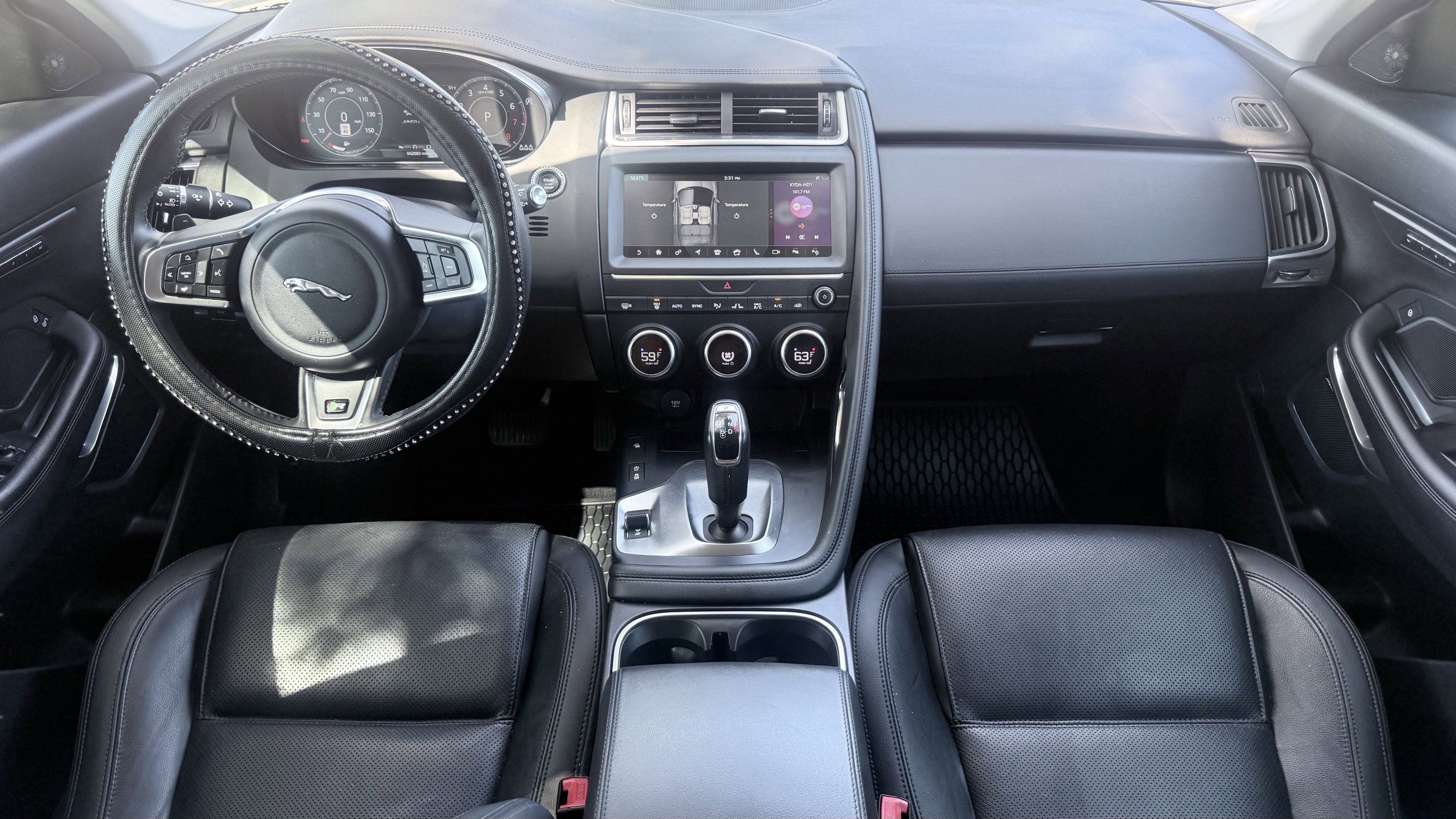 Used 2020 Jaguar E-PACE SE image 50