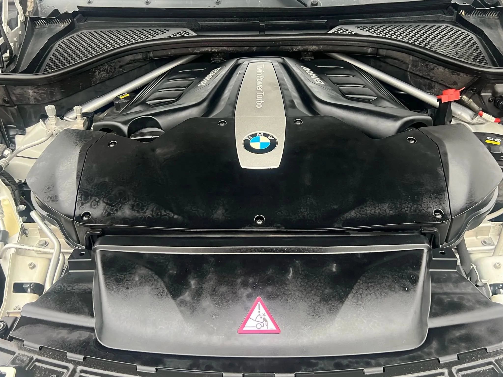 Used 2018 BMW X6 xDrive50i AWD/4WD image 39