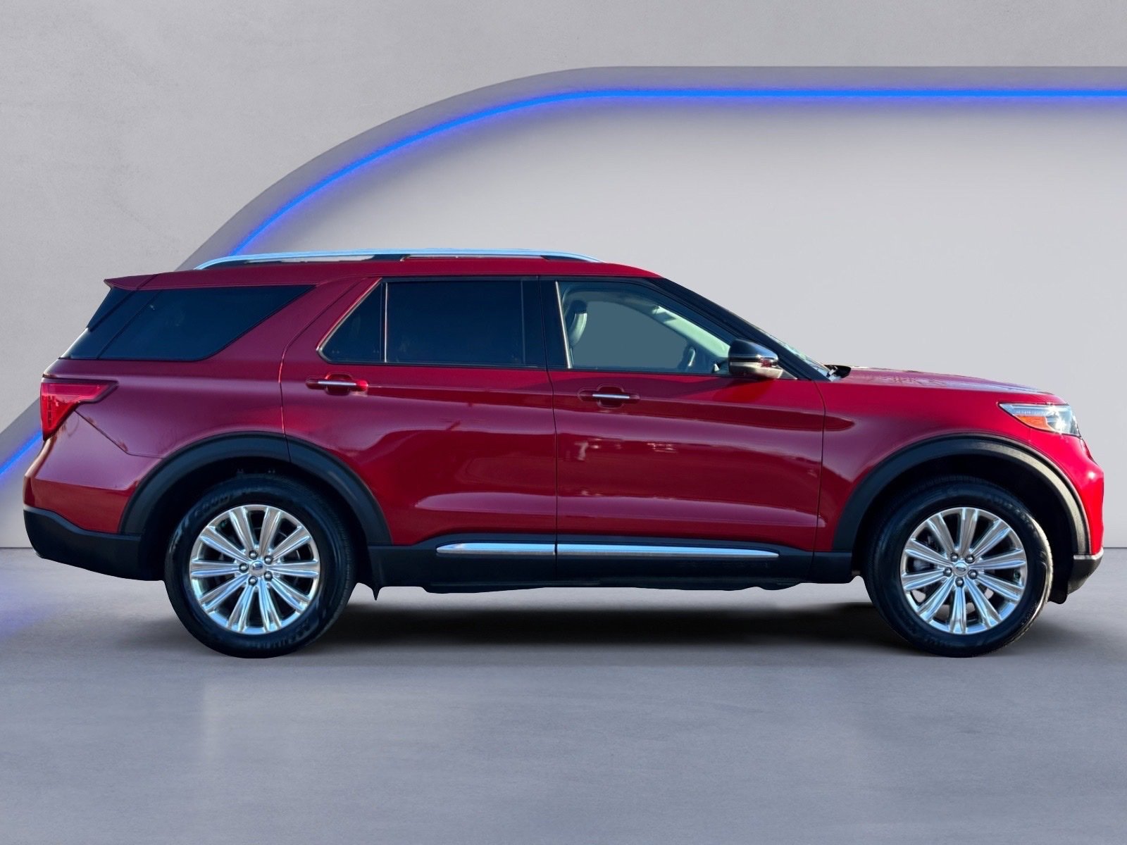 Used 2021 Ford Explorer Limited w/ Equipment Group 301A image 9