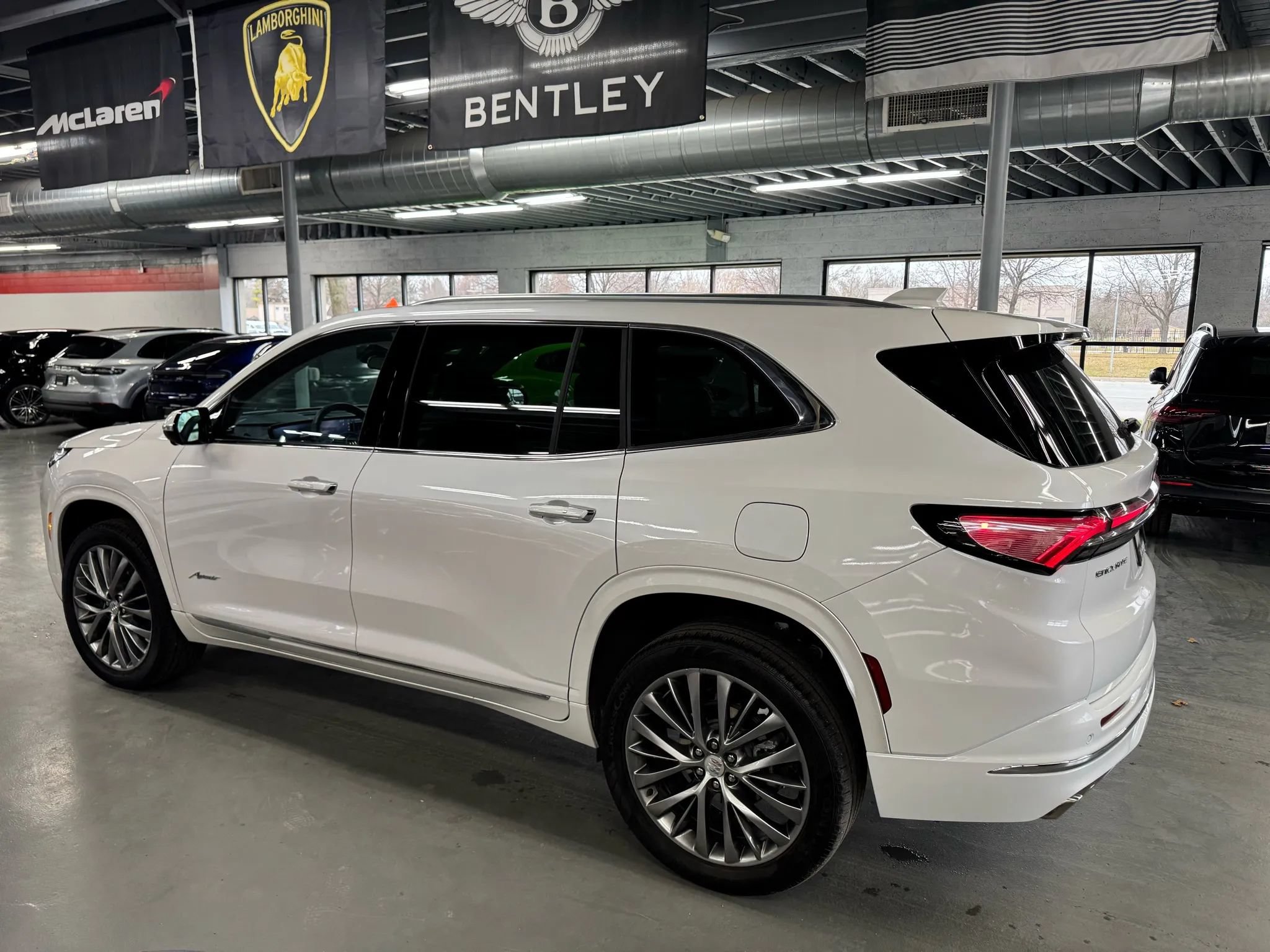 Used 2025 Buick Enclave Avenir w/ LPO, Floor Liner Package FWD image 8