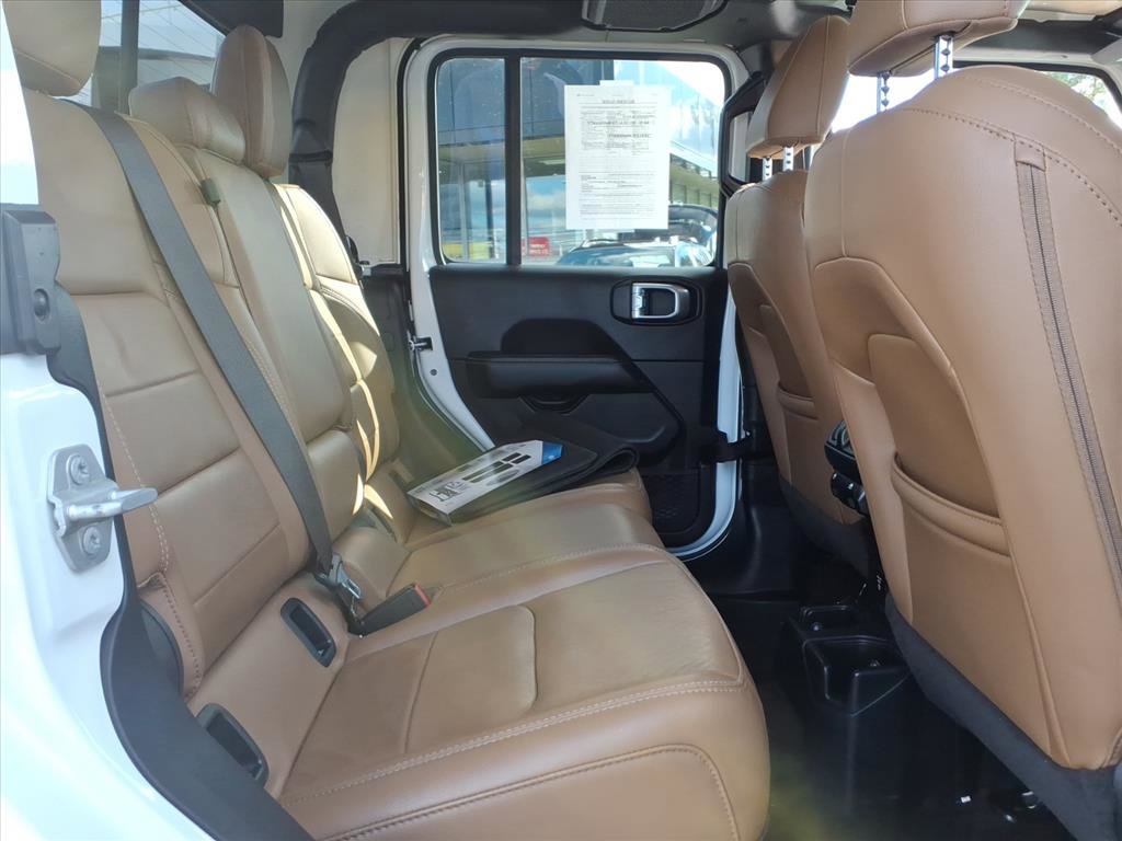 Used 2020 Jeep Gladiator Overland image 13