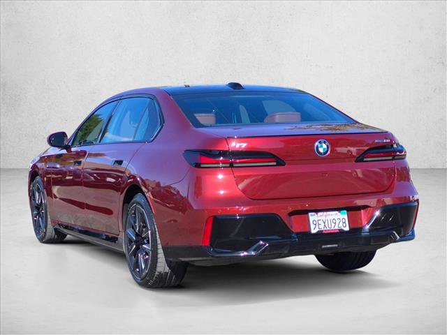 Certified 2023 BMW i7 xDrive60 AWD/4WD image 8
