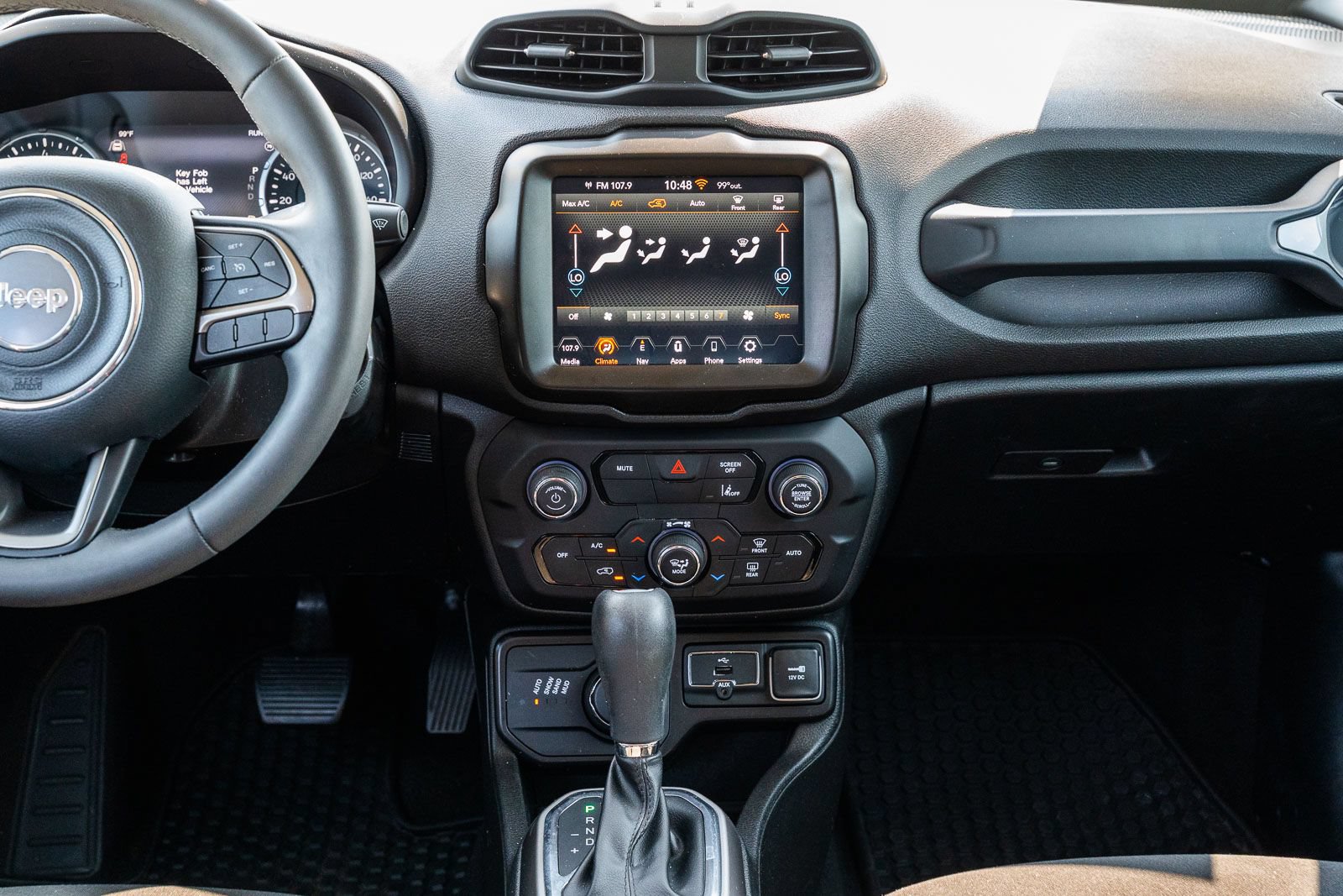 Used 2022 Jeep Renegade Latitude AWD/4WD image 28