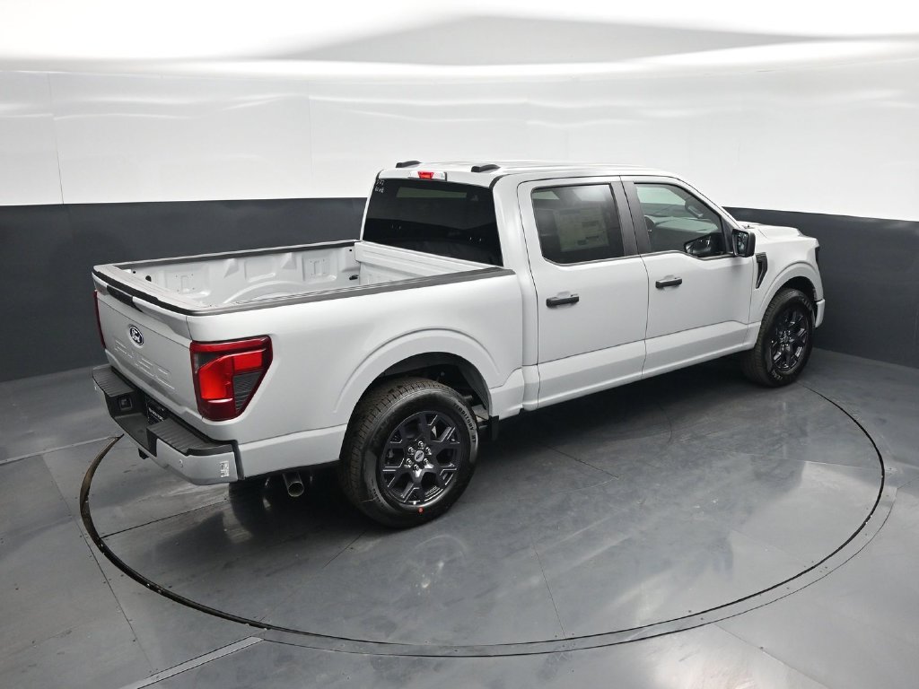 New 2026 Ford F150 STX w/ Equipment Group 200A RWD image 37