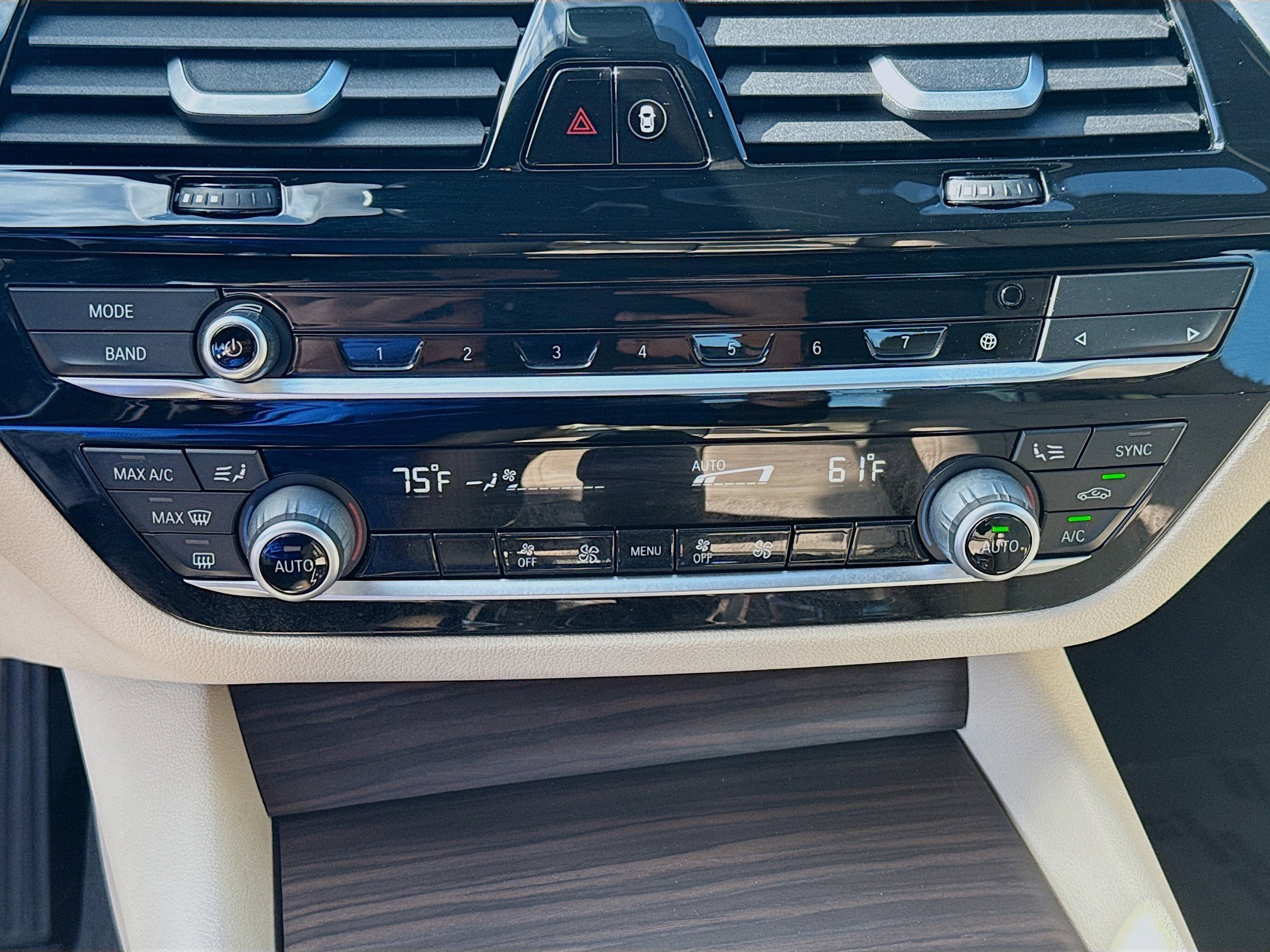Used 2022 BMW 530i xDrive image 13