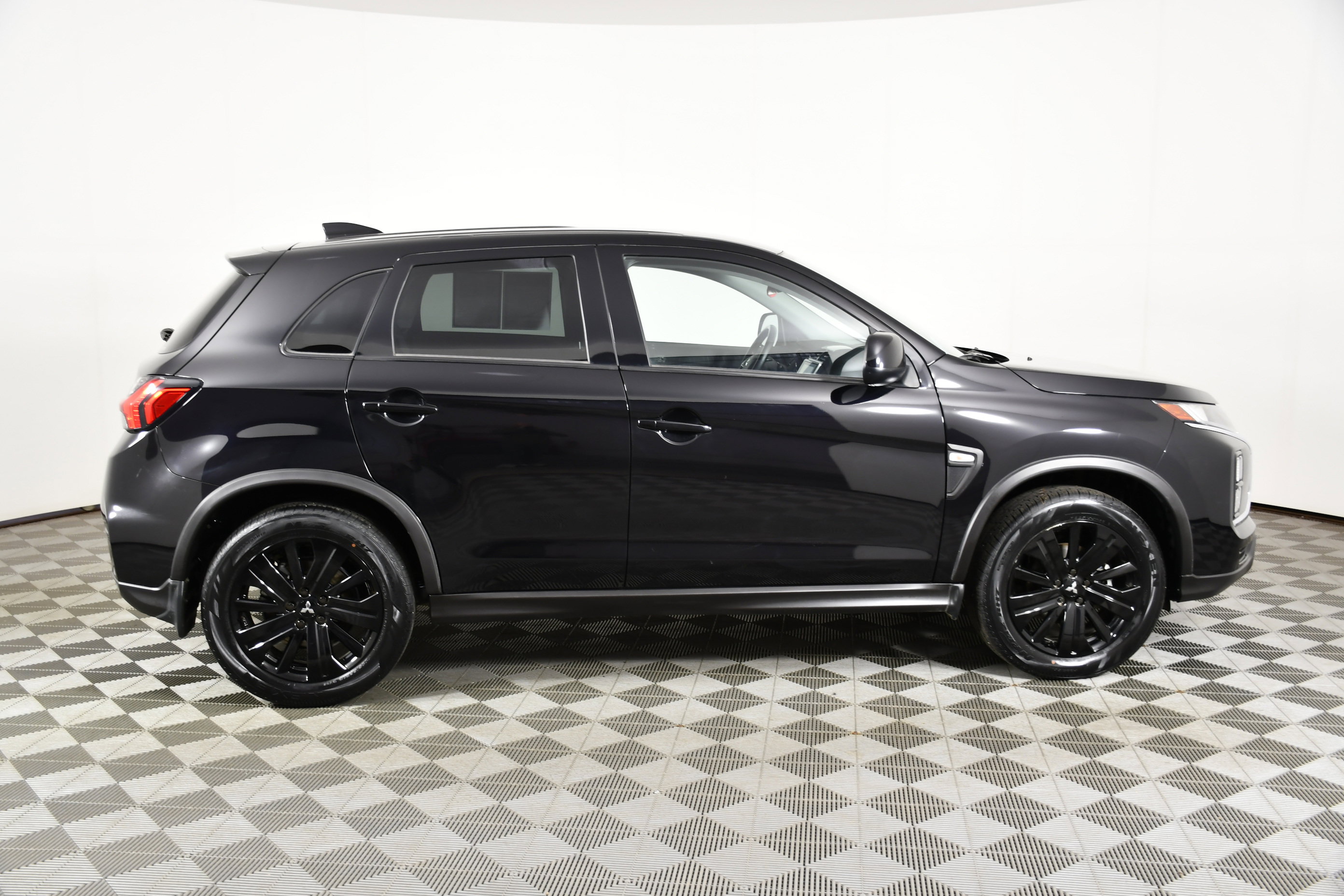 Used 2024 Mitsubishi Outlander Sport LE AWD/4WD image 5