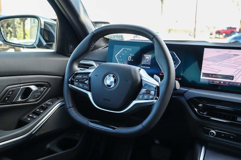 Used 2025 BMW 330i Sedan w/ Premium Package image 16