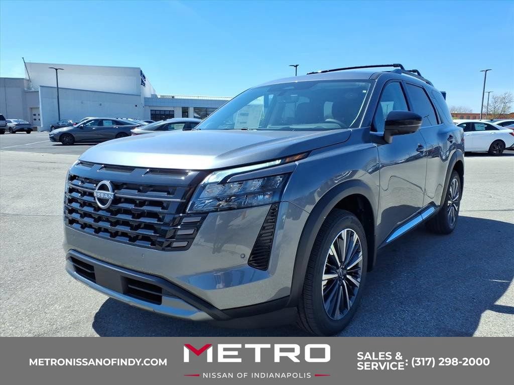 New 2026 Nissan Pathfinder Platinum AWD/4WD image 1