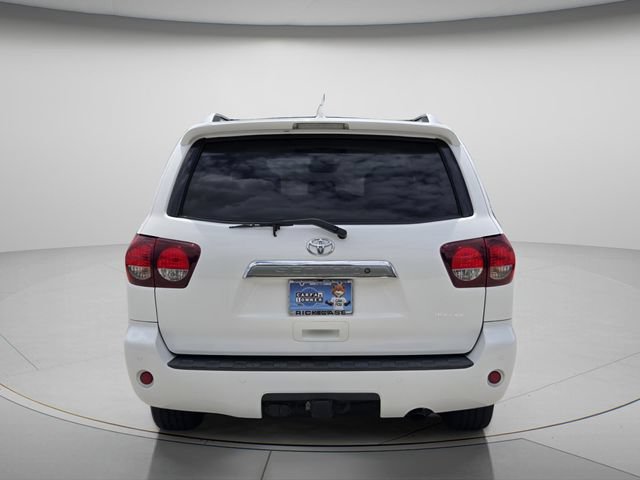 Used 2019 Toyota Sequoia Limited w/ Safety & Convenience Package RWD image 6