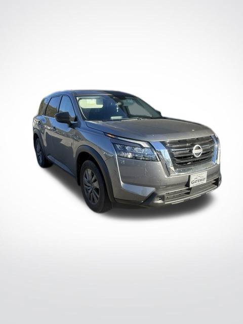 Used 2025 Nissan Pathfinder S AWD/4WD image 5