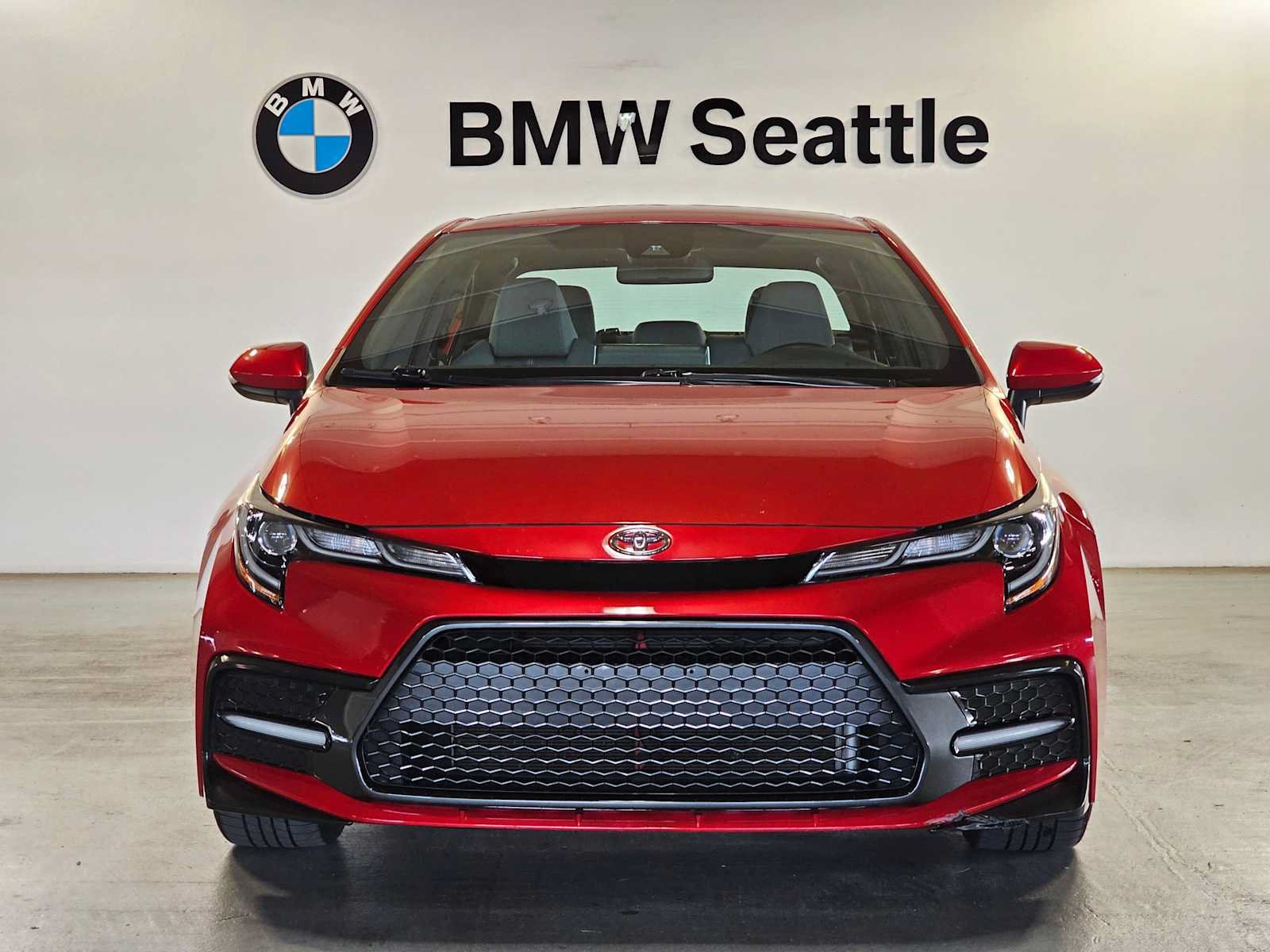 Used 2021 Toyota Corolla SE FWD image 6