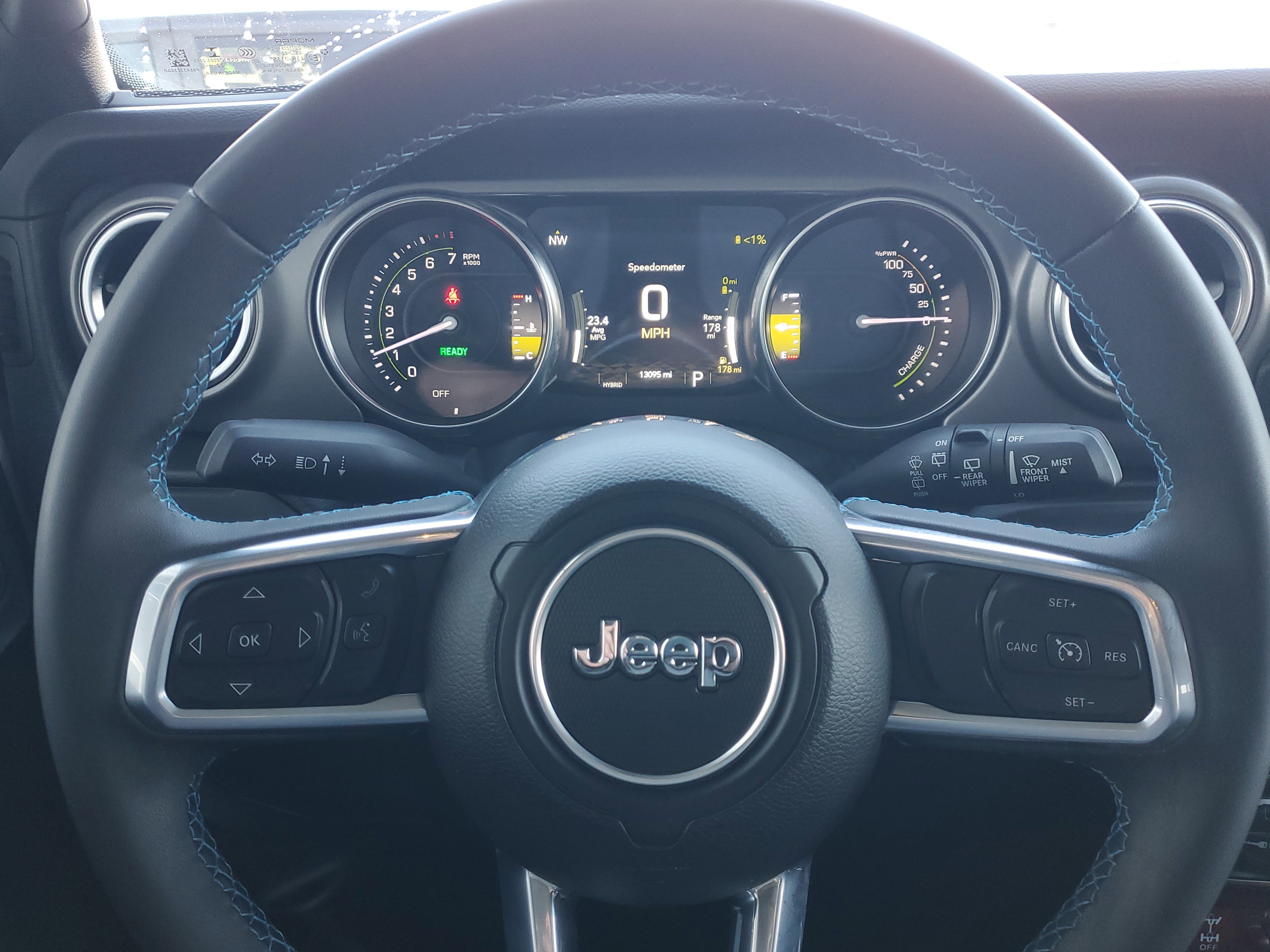 Used 2023 Jeep Wrangler Unlimited Rubicon 4xe image 9