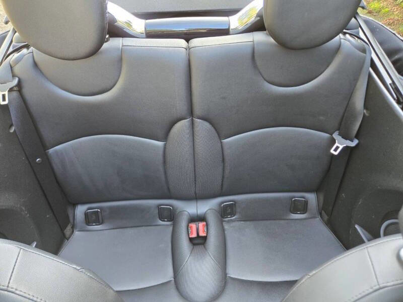Used 2014 MINI Cooper S image 22
