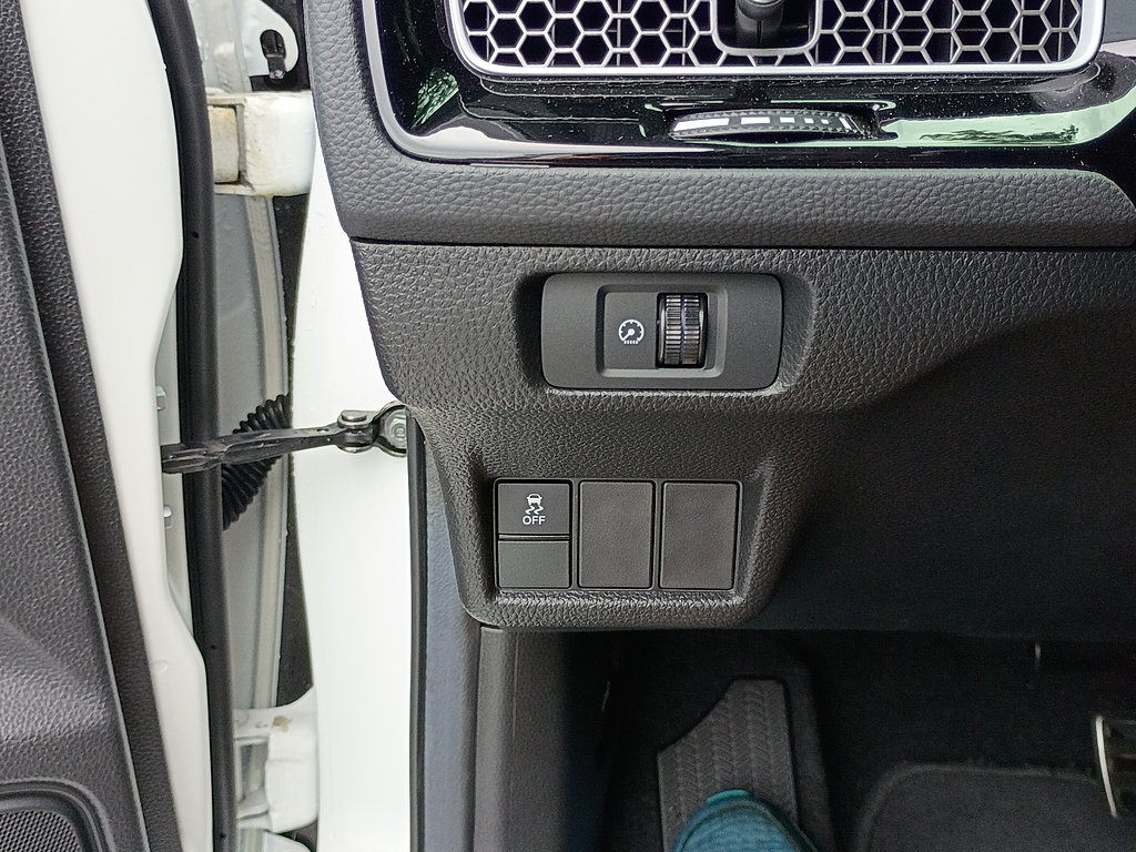 Certified 2025 Honda Civic Sport Touring image 18