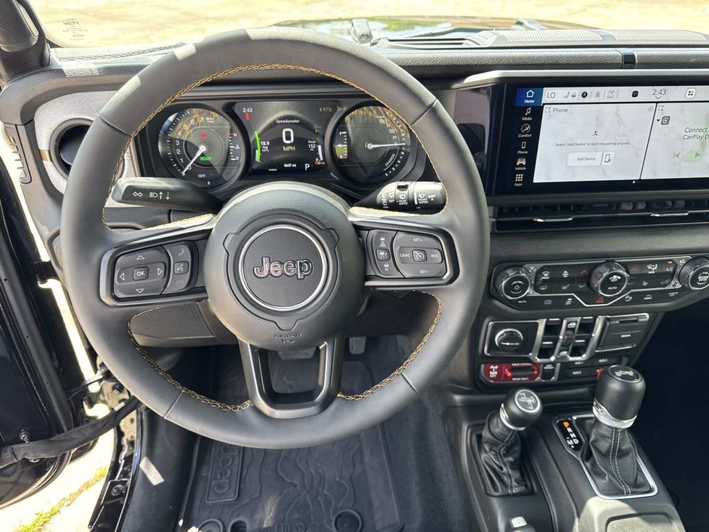 Used 2024 Jeep Wrangler Unlimited image 38