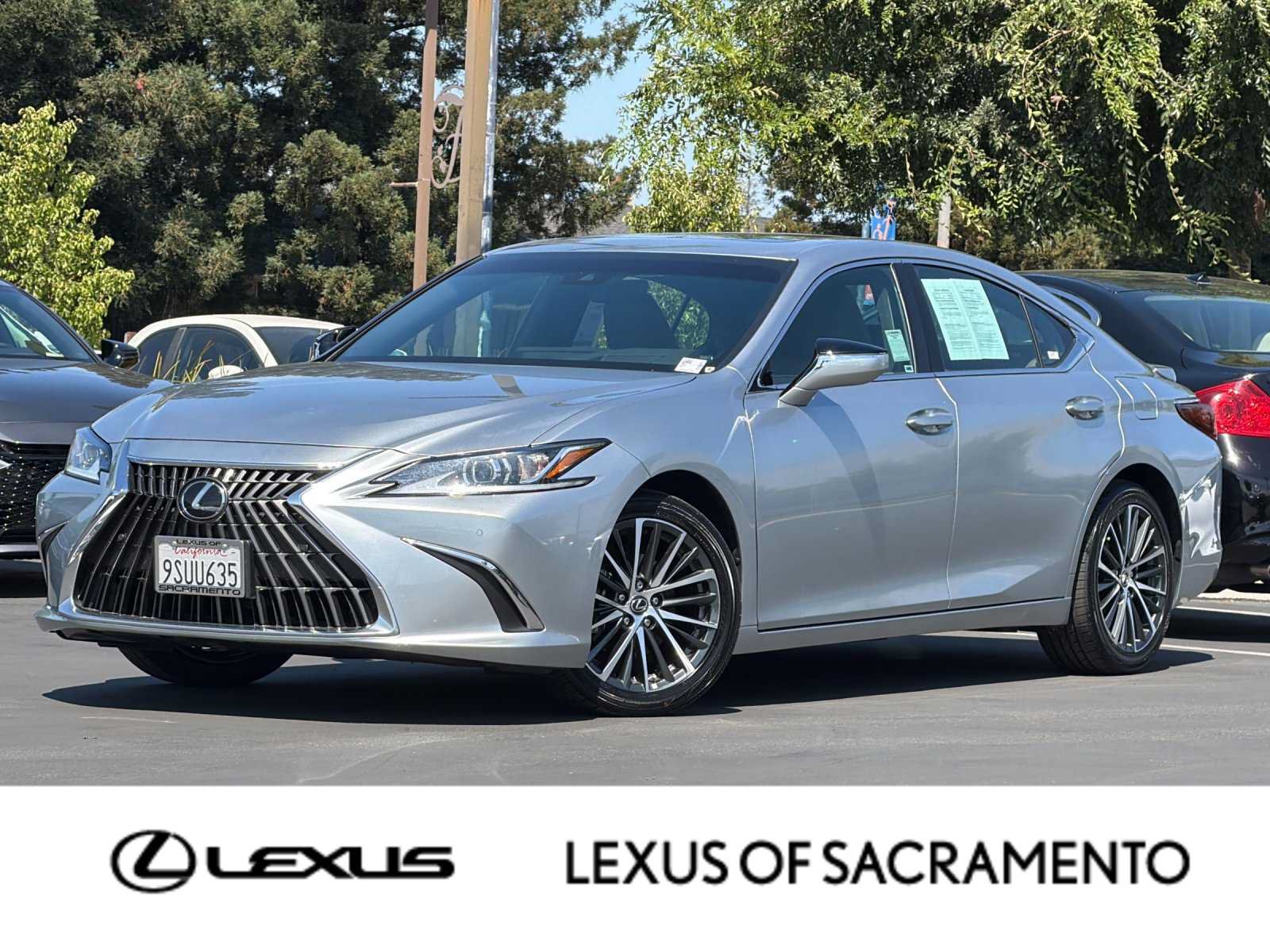 Certified 2025 Lexus ES 300h w/ Premium Package FWD image 1
