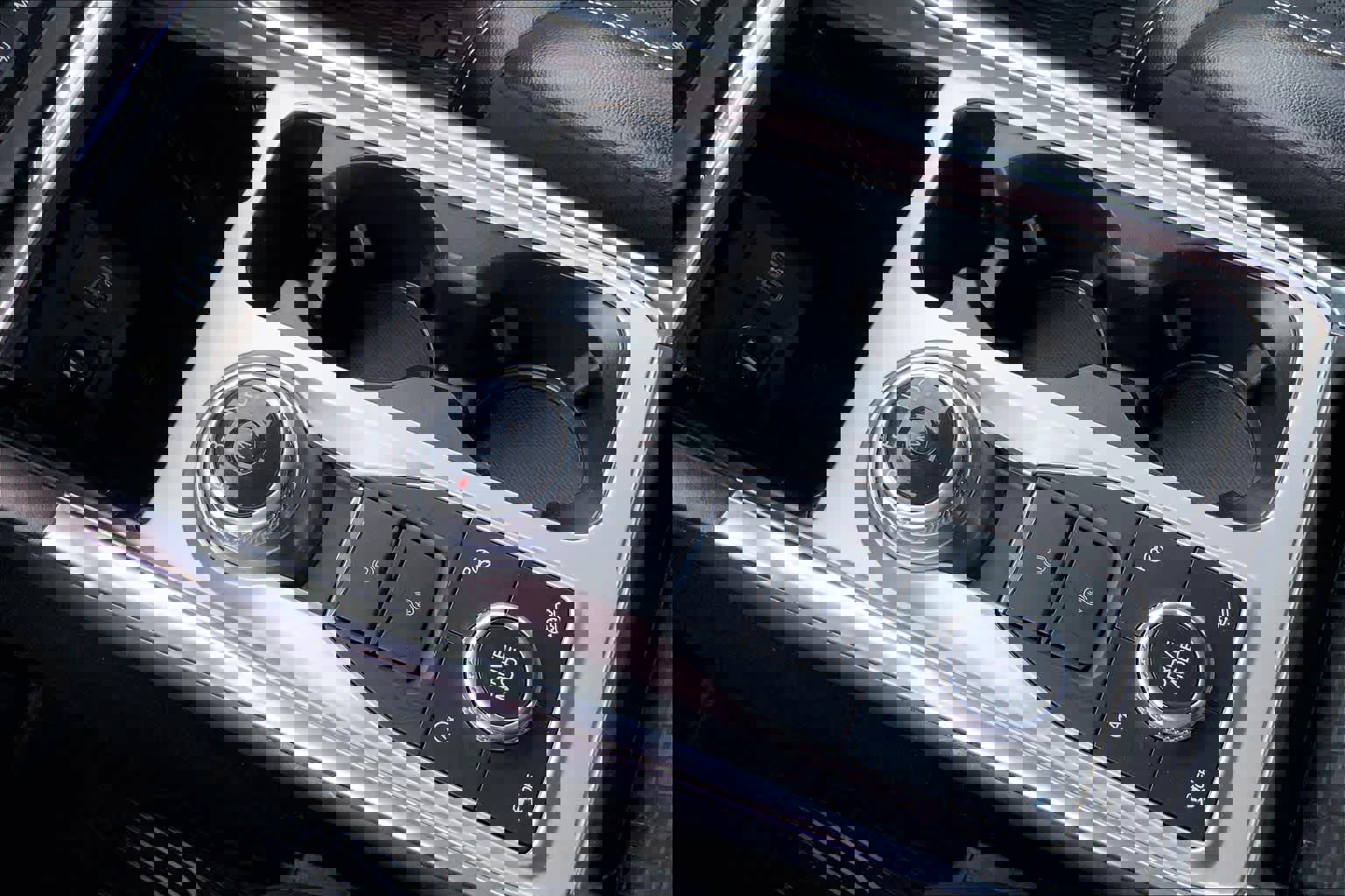 Certified 2020 Ford Explorer ST w/ Premium Technology Package image 16