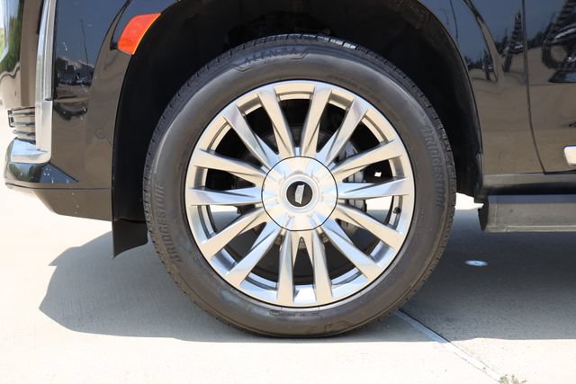 Used 2021 Cadillac Escalade Premium Luxury w/ Driver Assist Tech Package RWD image 9