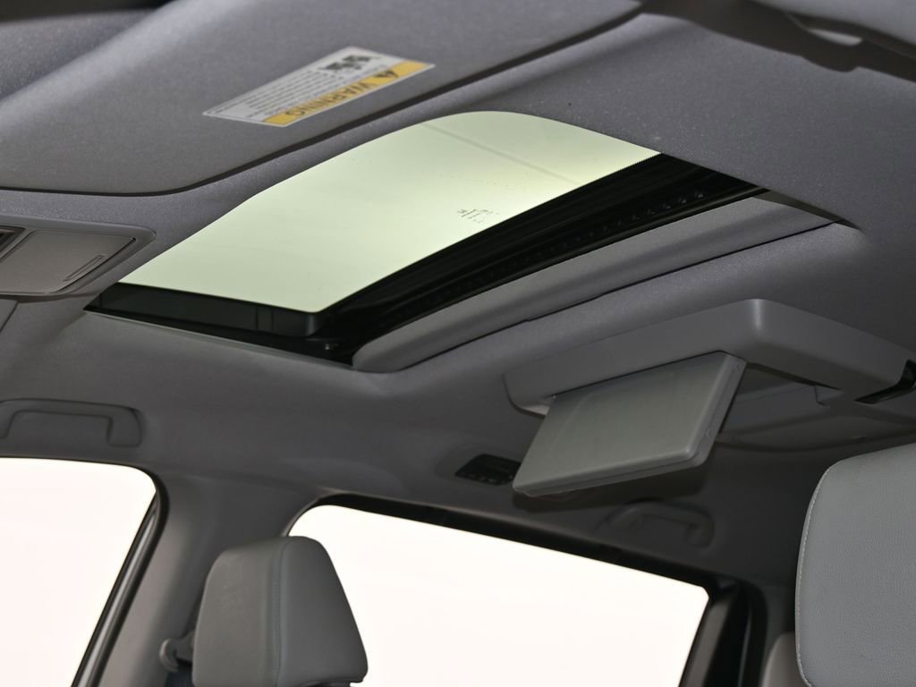 Used 2020 Honda Odyssey Touring image 11