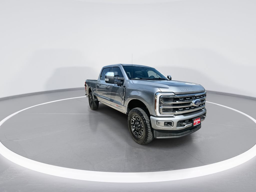 Used 2024 Ford F250 Platinum AWD/4WD image 2
