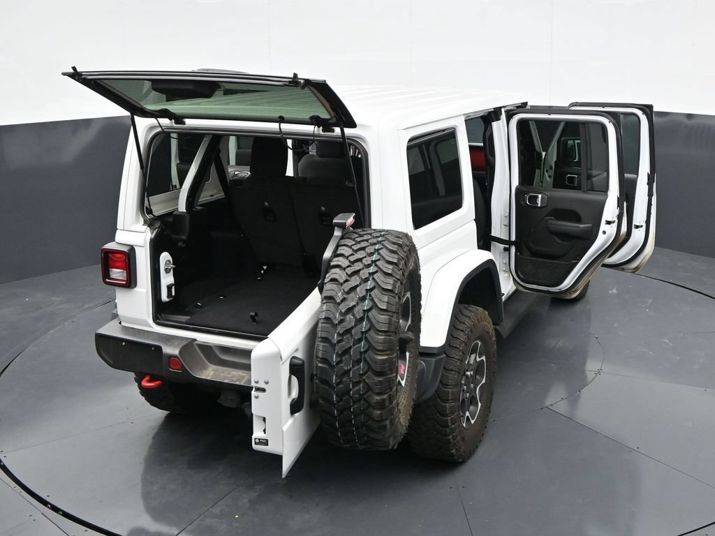 Used 2023 Jeep Wrangler Unlimited Rubicon w/ Cold Weather Group AWD/4WD image 56