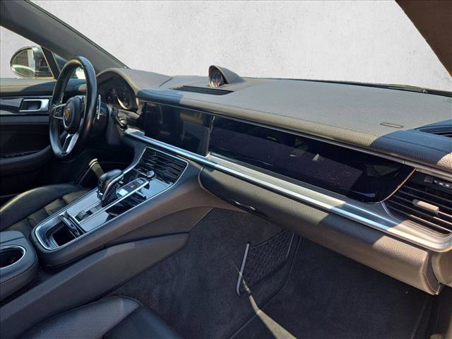 Used 2019 Porsche Panamera RWD image 22