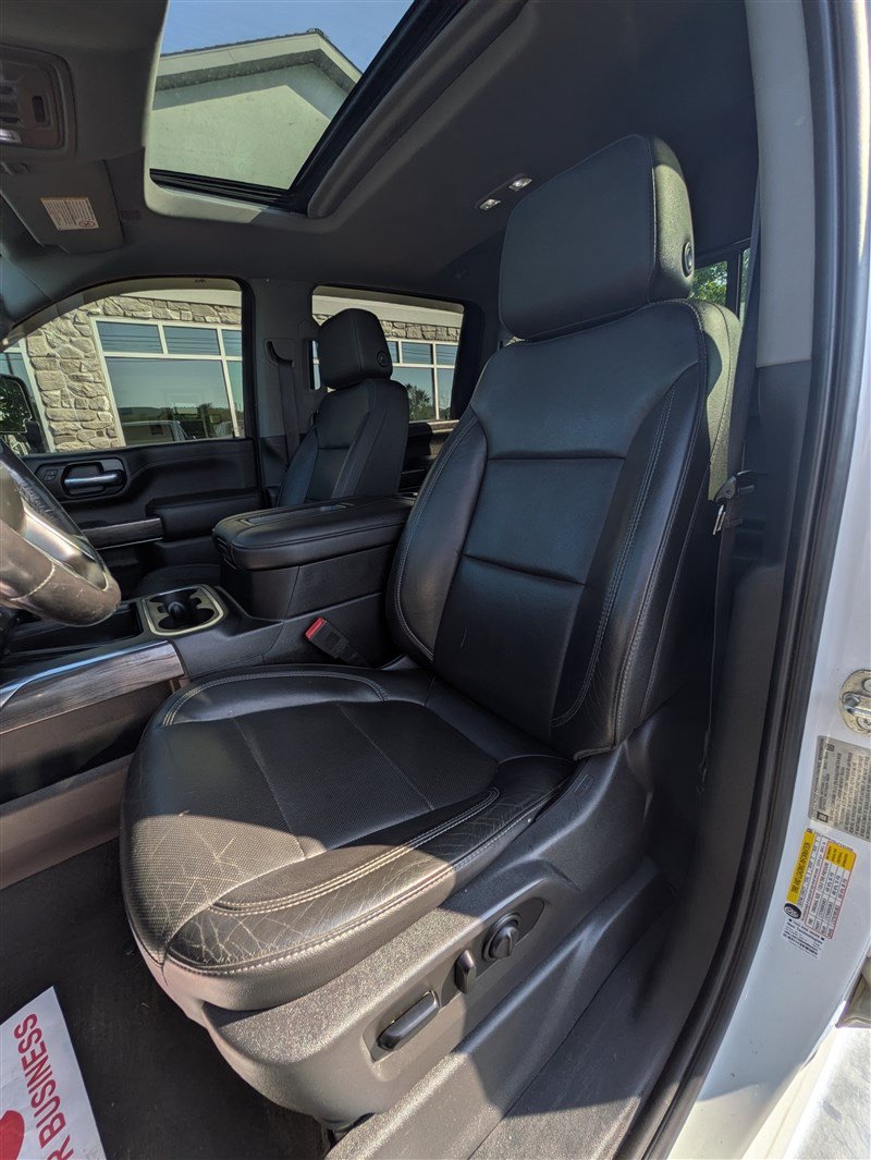 Used 2020 Chevrolet Silverado 2500 LTZ w/ LTZ Premium Package AWD/4WD image 17