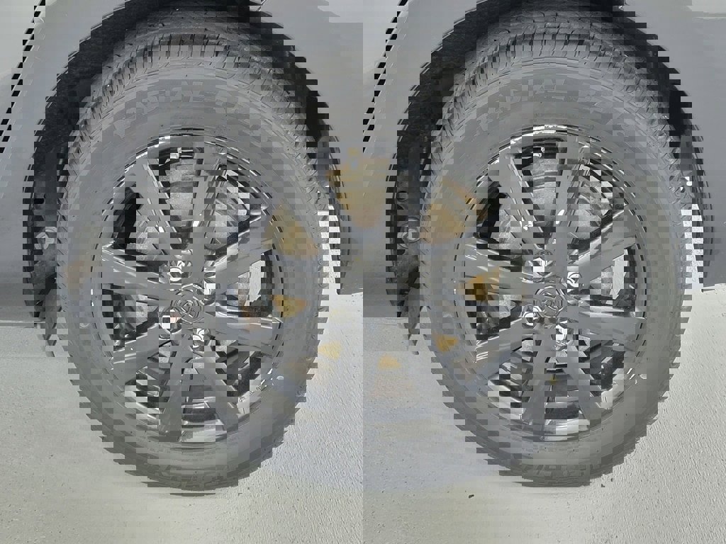 Used 2016 Toyota Prius C Persona Series image 11