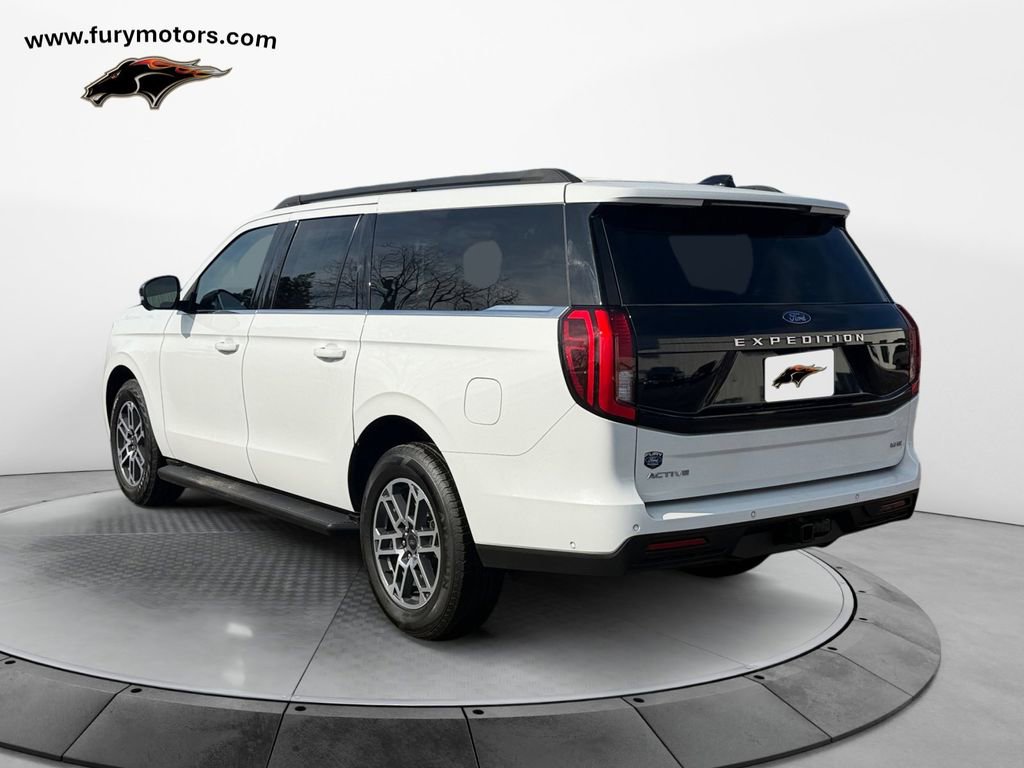 Used 2025 Ford Expedition Max Active image 5