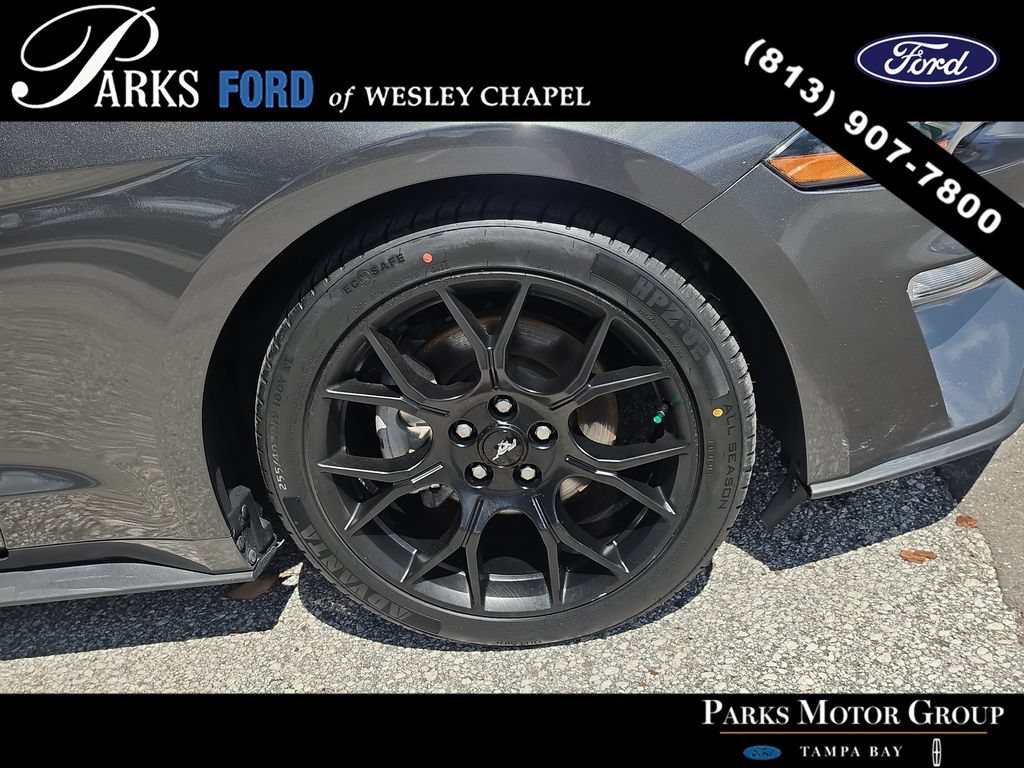 Used 2018 Ford Mustang Coupe w/ Equipment Group 101A RWD image 29