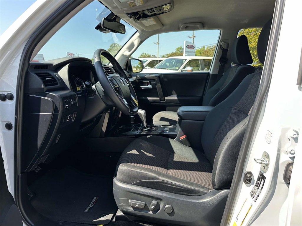 Used 2024 Toyota 4Runner TRD Off-Road image 16