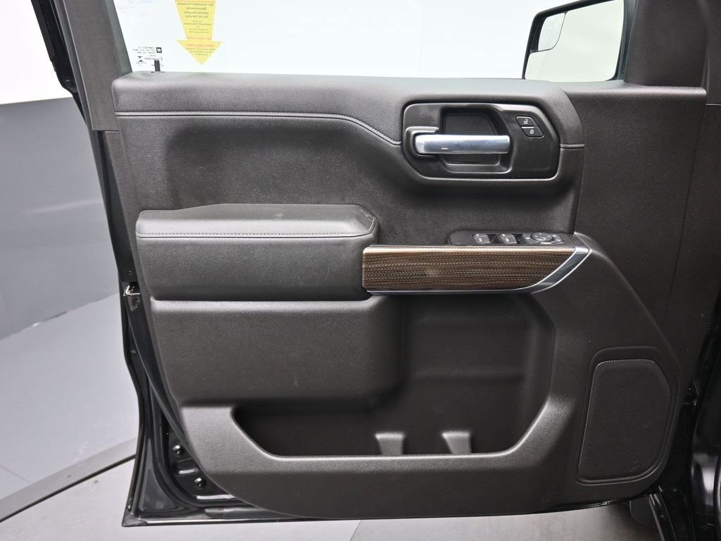 Used 2020 Chevrolet Silverado 1500 RST AWD/4WD image 9