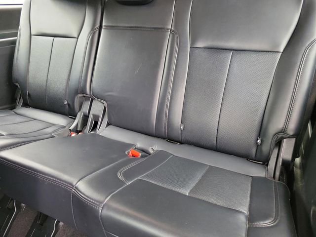 Used 2024 Ford Expedition Max XLT image 16