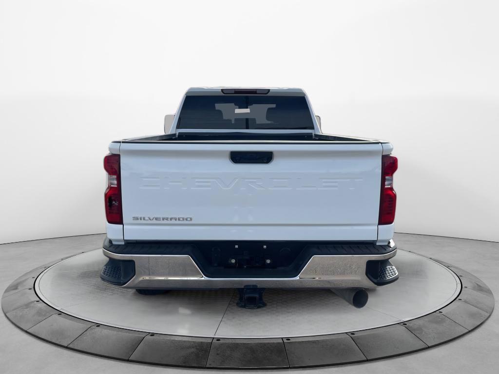 Used 2024 Chevrolet Silverado 2500 LT AWD/4WD image 6