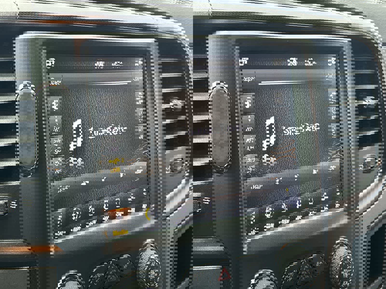 Certified 2018 RAM 1500 Rebel w/ Luxury Group image 14