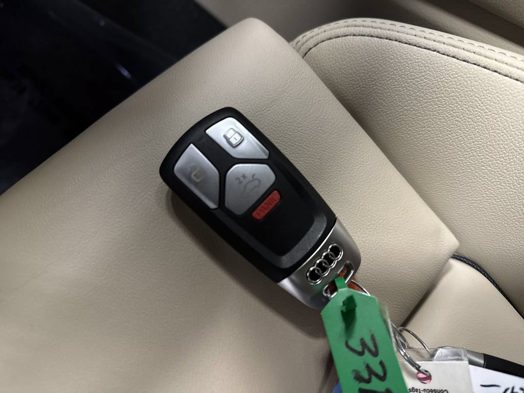 Used 2023 Audi Q5 e Premium Plus w/ Premium Plus Package AWD/4WD image 28