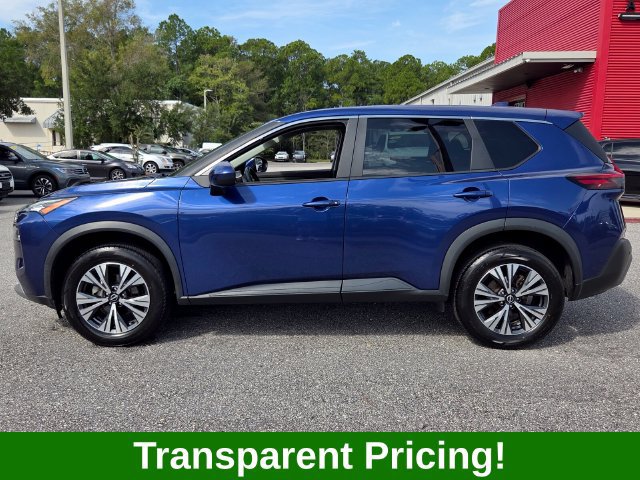 Used 2023 Nissan Rogue SV FWD image 2