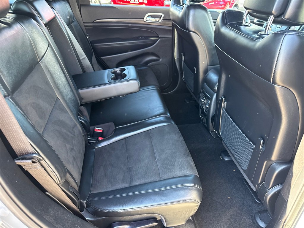 Certified 2021 Jeep Grand Cherokee Laredo X image 16