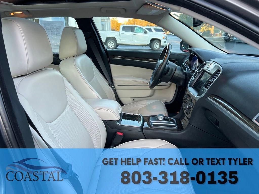 Used 2018 Chrysler 300 Limited w/ Safetytec Plus Group image 29